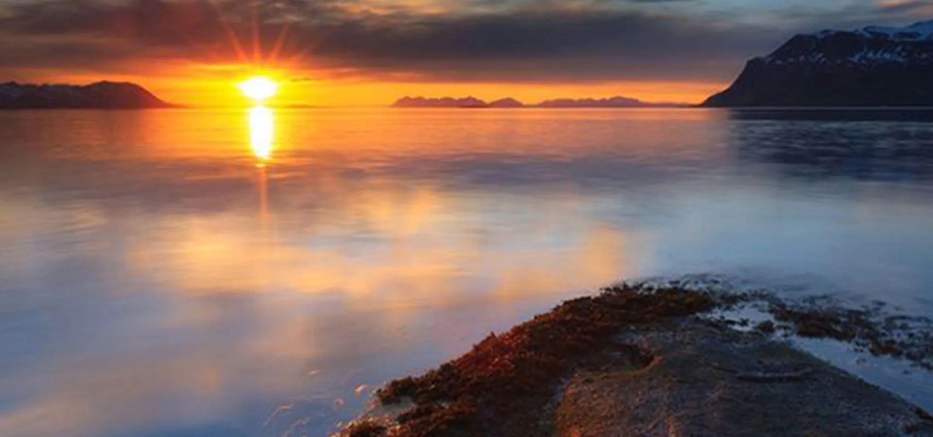 Midnight sun at the Arctic Panorama Lodge