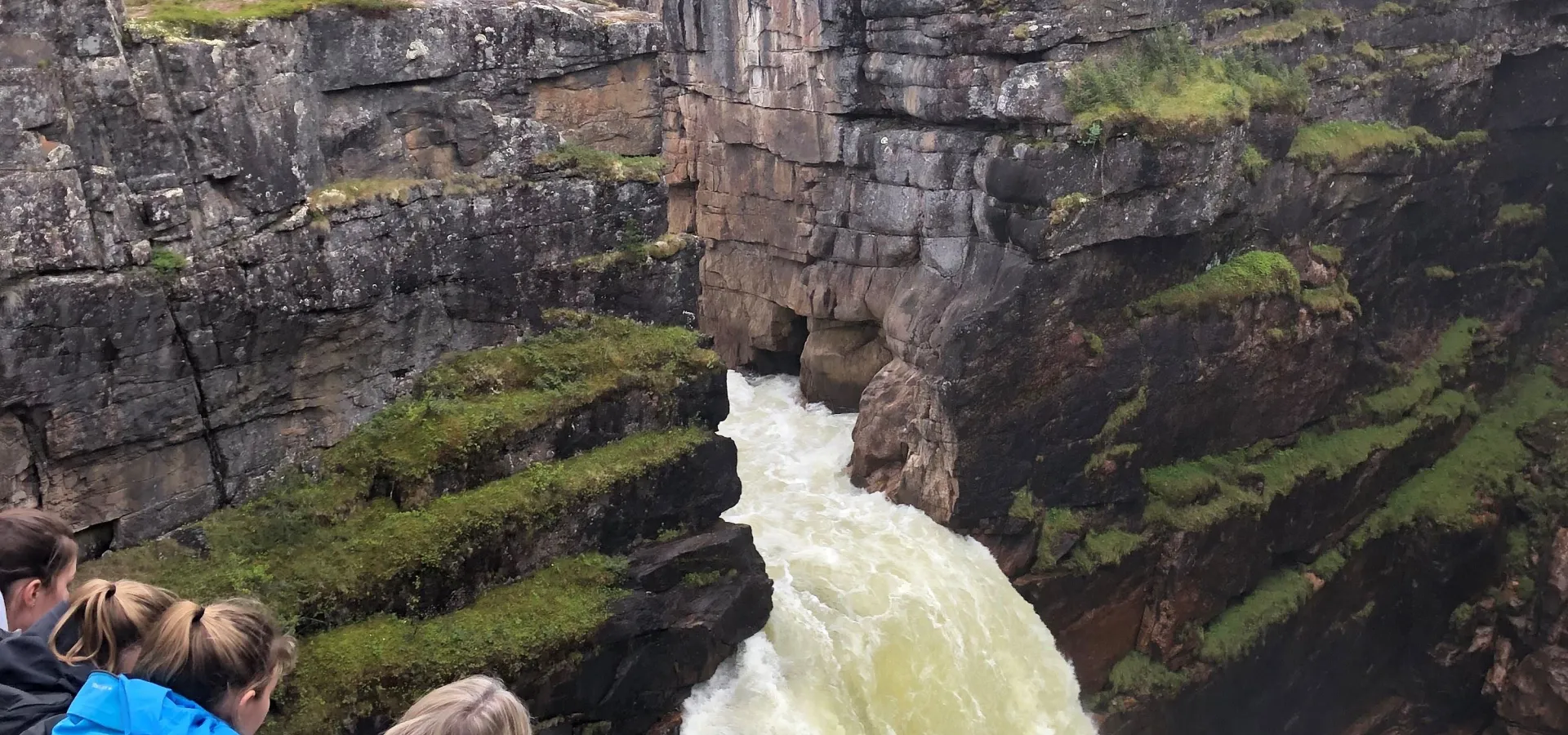 Dagstur til magiske Imofossen i Reisa Nasjonalpark - Reisabåt