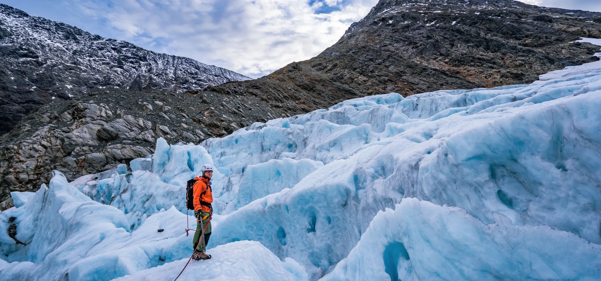 Tur til Steindalen med brevandring på Steindalsbreen - Lyngen Outdoor Experiences