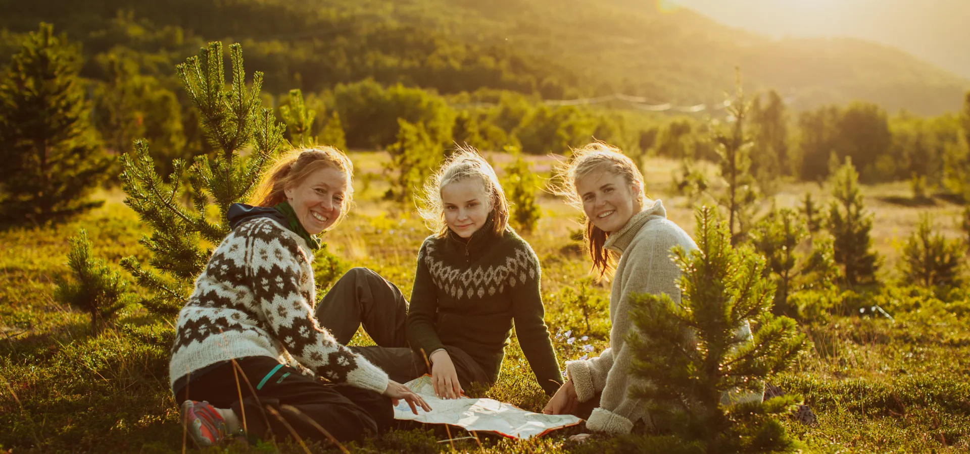 Midnight sun in Skibotn, Lyngenfjord, north of Tromsø 