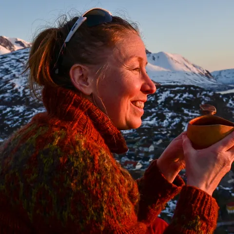 Enjoying a coffee at the top of Stussnes mountian