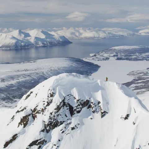 Aksel Lund Svindal på topptur i Lyngen