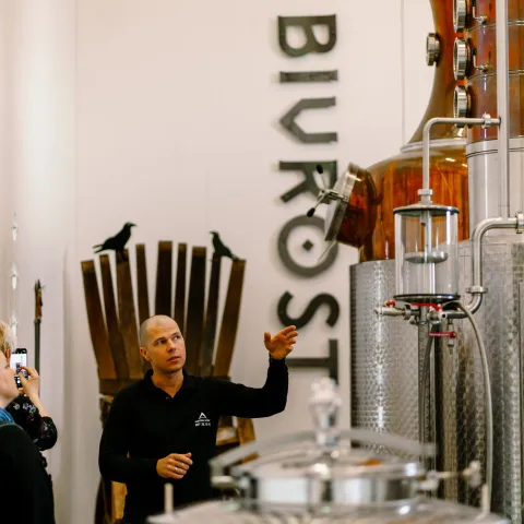 Guided tour at Aurora Spirit Distillery