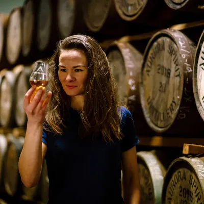 Aurora Spirit whisky destilleri i Lyngen
