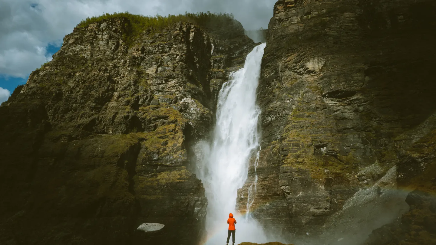 mollisfossen i Reisa nasjonalpark i Lyngenfjordregionen i Nord-Norge